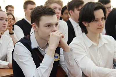 Школьники погрузились в квантовый мир на «Уроке цифры»